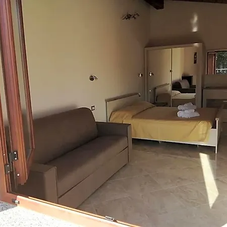 Il Frutteto 3* Sant Isidoro (Sardinia)