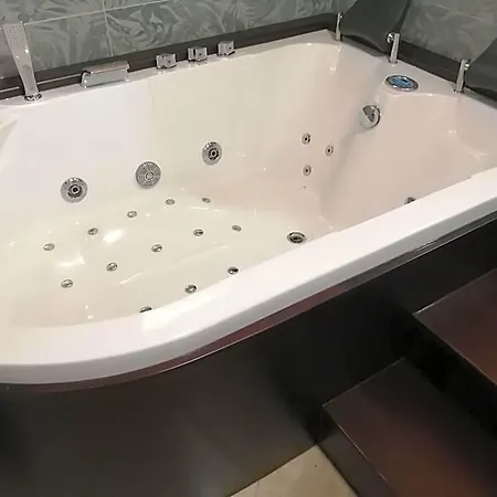 Il Frutteto 3* Sant Isidoro (Sardinia)
